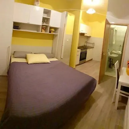 Apartment With Parking Space - 24190