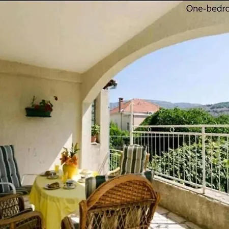 With Parking Space - 24190 Appartement *