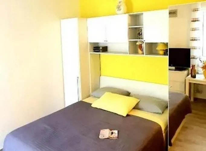 With Parking Space - 24190 Apartamento Dubrovnik